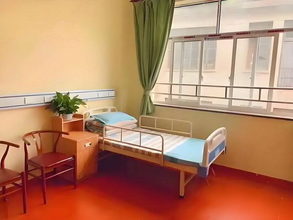 深圳市户口咨询电话_舒淇导演首作入围威尼斯主竞赛单元，黄渤《浪浪人生》定档12月 马枪了个委杀“回省纪